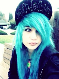 So pretty Soft Grunge Hair, Short Scene Hair, Emo Girl, Tumblr Hair, Hair Color Blue