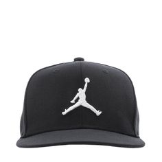 Jumpman matches with a Jumpman, so the Jordan Pro Cap Jumpman Snapback will look perfect with the rest of your gear. Because it has minimal color differentiation, it'll match perfectly with a number of outfits, even non-Jordan ones. The strapback closure allows you to find the right size easily. Features large, embroidered Jumpman logo centered on the front. Snapback (adjustable). Slightly curved bill. Utilizes Dri-FIT® technology for sweat control. Functional Black Trucker Hat For Sports, Classic Adjustable Fitted Hat For Sports, Classic Adjustable Sports Fitted Hat, Classic Adjustable Fitted Sports Hat, Functional Black Trucker Hat For Sports Events, Functional Black Six-panel Trucker Hat, Adjustable Functional Sports Fitted Hat, Black Breathable Six-panel Snapback Hat, Black Breathable Snapback Hat