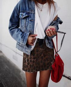 andicsinger T Shirt Branca, Mode Hippie, Leopard Print Skirt, Print Denim, Mode Casual, Printed Denim