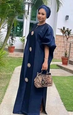 Adire Dress, African Kaftan Dress, Boubou Styles For Women, African Kaftan, Kaftan Styles, Long Caftan Dress, Bubu Gown Styles, Prom Birthday, Kaftan Dresses