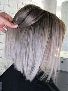 Brown Hair Inspiration, Dark Blonde Hair Color, Blonde Hair Transformations, Icy Blonde Hair, Silver Blonde Hair, Dark Roots Blonde Hair, Hair Techniques, Glossy Hair, Blending Gray Hair