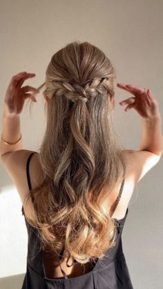 Braided Half Updo, Half Updo Hairstyles, Fairy Hair, Dance Hairstyles, Updo Hairstyle, Prom Hairstyles For Long Hair, Half Updo, Penteado Cabelo Curto