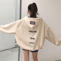 Skirts Aesthetic Outfit, Outfit Ideas Korean Skirts, Aesthetic Clothes Boys, Skirts Aesthetic, Korean Skirts, Outfit Ideas Korean, Outfit 2020, Comfy Clothing, Trendy Hoodies