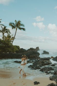 Hawaiian Beach Wedding | Makena Beach on Maui | Valory Evalyn Photography | Elopement Ideas | Microwedding Ideas | Private Wedding | Intimate Beach Elopement | ​ ​Look no further for your simple beach wedding ideas! S & M had the most stress-free, small intimate wedding! With the right photographer to help you plan, it can be that easy for you too!