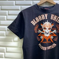 "PLEASE READ DESCRIPTION BELOW BEFORE BUYING👇🏻 *ITEM:Vintage Bloody Union tees *ITEM DETAILS: 👇🏻 Please be aware that all vintage items will usually show a few signs of wear or fading due to age, but anything visible such as stains or holes, and serious flaws have been photographed.For any further information on this item please contact us and we will be happy to help *SIZE: MEDIUM *ACTUAL SIZE MEASUREMENT: 👇🏻 *PIT TO PIT(WIDTH):20\"INCHES *LENGTH(FROM SHOULDER): 26\"INCHES *ALL MEASUREMEN King Louie, Bowling Shirts, Polo Collar, Hot Rod, Black Handbags, Black Media, Collar Shirts, Top Tee, Black Tshirt