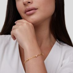 Stylish yet timeless, this stunning gold bracelet with sparkling crystals is for sure a statement piece. Made with waterproof stainless steel, you will never have to worry about fading or tarnishing jewelry ever again. Waterproof & tarnish-free Stainless steel 18K gold plated Length: 6.1in (+ 1.6in adjustable) Hypoallergenic, lead & nickel free If you aren't in LOVE with your purchase, please let us know within 30 days of receiving your item, and you'll receive a stress-free refund. Gold Chain Bracelet, Bubble Bag, Black Gift Boxes, Gold Bracelet Chain, Halloween Sale, Sparkling Crystal, Steel Jewelry, Stainless Steel Jewelry, Free Items