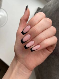 Nail Black French, Black French Nail, Nail Black, Goth Nails, Gel Nails Diy, French Acrylic Nails, French Nail, Nail Idea