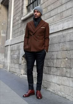 the style of a guy Double Blazer, Dress Leather Boots, Navy Chinos, Blue Chinos, Sharp Dressed Man, Men Street, Well Dressed Men, Brown Jacket, Double Breasted Blazer