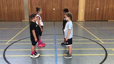 Basketball Drills For Kindergarteners, Basketball Beginner Drills, 2nd Grade Basketball Drills, 3rd Grade Basketball Practice, Basketball Plays For Beginners, Coaching Kids Basketball