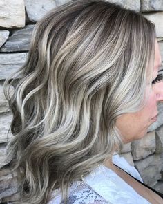 Blending Gray Hair With Blonde, Fall Blonde Hair Color, Blonde Shades, Blonde Hair Colors