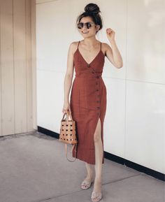 Casual Slip Dress Outfit, Miss Louie, Slip Dress Outfit, Summer Slip Dress, Spring Look, Elegante Casual, The Button, Please Stop, Summer Dress Outfits