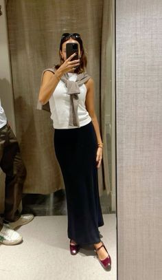 Cannes Outfits Fall, Office Attire Women Summer, Cool Work Outfits Women Business Casual, Cute Business Professional Outfits, Internship Outfit College Summer, Summer Internship Outfits, 2014 Outfits Dress To Impress, Smart Casual Women Outfits Classy, Summer Corporate Outfits