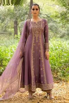 Shop for Megha and Jigar Purple Embroidered Chanderi Anarkali Set for Women Online at Aza Fashions Rave Party Outfit, Chanderi Anarkali, Red Carpet Affair, Purple Theme, Embroidered Anarkali, Long Frock, Pakistani Dress Design, Indian Designer Outfits, Embroidery Suits