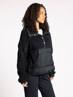 Style Description: FINAL SALE Essential for hitting the trail, this hike-ready puffer is featured in a soft sherpa fabrication and easy pullover style with a half button snap neckline and pouch pocket at the front. Half button snap front closure Adjustable drawstrings Pouch pocket Measurements for a size small: Length: 23.5" Chest: 21" Sleeve Length: 21" Fabric Content/Care: 100% Polyester Machine Wash ColdImport Cream Roses, Drawstring Pouch, Green Cream, Sporty Look, The Trail, Pullover Styling, Pocket Pouch, Final Sale, Aurora