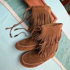 Brand New, Without Tag, Minnetonka All Leather Boots, Double Fringe, Never Worn, Perfect Condition. Any Questions? Please Ask. Festival Boots With Tassels And Round Toe, Suede Moccasins With Tassels And Round Toe, Suede Tassel Moccasins With Round Toe, Western Style Closed Toe Moccasins For Fall, Fall Western Closed Toe Moccasins, Bohemian Suede Boots With Round Toe, Bohemian Brown Moccasins For Fall, Brown Bohemian Moccasins For Fall, Casual Brown Boots With Tassels