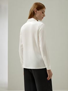 Elegant and luxurious women's silk blouse with pearl button, perfect for high-end workplace and home. Available in classic styles and Navy Blue,Claret,Rosy Pink,Black,Natural White,Light Camel etc. Silk Pajamas Women, Silk Bedding Set, Camisole Set, Silk Button Up, Striped Midi Skirt, Rosy Pink, Silk Knit, Oversize Fashion, Button Up Blouse