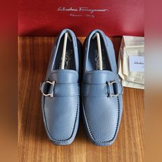 $750 Brand New 100% Auth Salvatore Ferragamo Men Blue Leather Loafers Size 6.5 Ee/40.5 Crafted From Soft Leather. Made In Italy Comes With A Box And Dust Bags. Salvatore Ferragamo Men, Ferragamo Men, Salvatore Ferragamo Shoes, Angelina Jolie, Leather Loafers, Blue Leather, Salvatore Ferragamo, Loafer Shoes, A Box