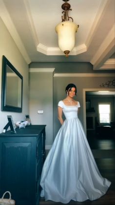 Confirmation Dresses, Wedding Dress Bustle, Classy Gowns, Classy Prom Dresses, Looks Party, Prom Dresses Modest, Dream Wedding Ideas Dresses, Prom Dress Inspiration