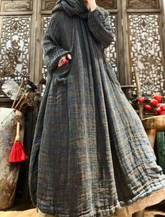 "【Fabric】 Linen 【Color】 coffee blue, Army Green Plaid 【Size】 Shoulder width is not limited Bust 150cm/ 58\" Length 123cm / 47\" Note: the effect of each monitor is different, there will inevitably be color difference, please pay attention to the buyer. Washing & Care instructions: -Hand wash or gently machine washable do not tumble dry -Gentle wash cycle (40oC) -If you feel like ironing (although should not be necessary) , do it with steam or while the dress is still slightly wet -Do not bleach Casual Long Sleeve Dress With Unlined Sleeves, Bohemian Long Sleeve Tops With Pockets, Casual Fall Blouse With Unlined Sleeves, Casual Baggy Long Sleeve Blouse, Baggy Long Sleeve Blouse, Baggy Long Sleeve Blouse For Spring, Women Linen Shirt, Sewing Aesthetic, Dresses Linen