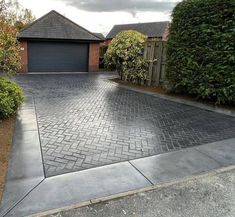 a driveway that is made out of concrete