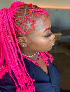 Knotless With Star On The Side, Knotless Braids With Star Design, Sparkly Knotless Braids, Star Knotless Braids, All Pink Braids, Braids With A Star, Hot Pink Knotless Braids, Braids With Star Design, Pink Stitch Braids