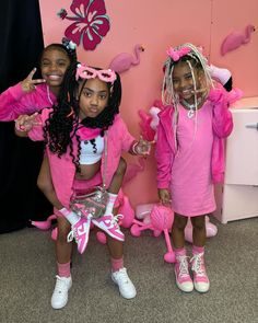 Twining Outfits, Khalani Simon, 16 Outfits, Birthday Outfit For Teens, Sweet 16 Outfits, Cute Online Clothing Stores, Gray Sky, Celebrity Selfies, Cute Black Babies