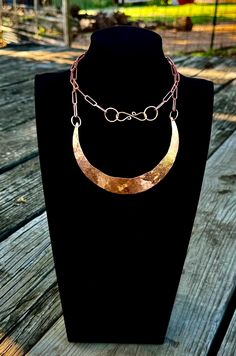 Handmade copper gorget. Hammered texture. Made in Oklahoma by a Choctaw artist. Copper Necklace Rustica Jewelry, Cheap Handmade Copper Necklaces, Cheap Copper Pendant Necklaces, Copper Necklace Long, Color Glaze, Gold Copper, Handmade Copper, Gold Fashion, Copper Jewelry