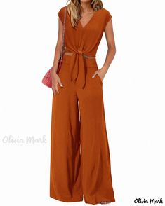 Olivia Mark - Set of Two-Piece Crop Top with Belt and Wide-Leg Pants Casual Sportswear Female Office, Top And Pants Set, Casual Sportswear, Outfit Look, Blue Pants, Casual Sets, Belleza Natural, Color 2, Women's Summer Fashion