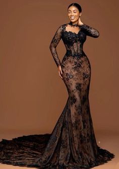 Black Lace Outfit Classy, Dinner Dress Classy Evening Gown, African Dinner Dress Evening, Dinner Dress Classy Evening, Black Gown Elegant Classy, Black Dinner Gown, Dinner Gowns Classy Style, Asoebi Lace Styles Classy, Asoebi Lace Styles