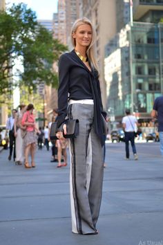 Kate Davidson, Celana Fashion, Outfit Trends, Looks Chic, Grey Pants, Street Chic, Work Fashion, Outfits Casuales, Fashion Details