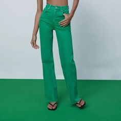 Zara Wide Leg Green High Waisted Jeans Size 2 Wide Leg High Waisted Full Length Raw Hem 5 Pocket Construction Zip Fly New With Tags Size Us 2 Waist - Inseam 34.5” Rise 13.5” Women Slacks, Wide Leg Denim Pants, Fashion Trousers, Pants Pocket, Slacks For Women, Loose Fashion, Green Jeans, Trouser Style, Crop Top Blouse