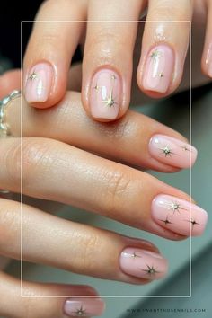 Aesthetic Christmas Nails Design Ideas Celestial Nails Acrylic Coffin, Elegant Nail Art For Short Nails, Simple Nail Designs Sparkle, Wedding Nails Stars, Star Nail Designs Short, Nail Star Designs, Fearless Nails, Star Glitter Nails, Stars Nail Design