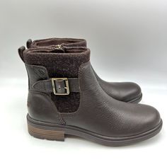 Ugg Women's Harrison Moto Dark Brown Leather Boots. Model / Style Number 1120775. Women's Size 8.5 Regular / Medium Width. Condition: New Without Box. New To Poshmark? Sign Up Using Invite Code: Tentoday For $10 Off Your Purchase! Casual Career Professional Work Everyday Classic Office Comfort Date Night Out Modern Summer Winter Fall Spring Blogger Casual Minimalist Trends Trendy Favorite Fashion Comfortable Every Day Wardrobe Staple 90s 90's Y2k Ballet Flats Slip On Loafers Pointed Pointy Point Dark Brown Leather Boots, Ugg Womens, Vacation Shoes, Booties Shoes, Classic Office, Brown Leather Ankle Boots, Espadrilles Platform, Slip On Loafers, Fashion Comfortable