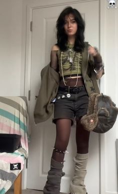 Skeleton Inspired Outfit, Homeless Outfit Aesthetic, Skirt Outfits Alt, Lgbt Songs, Grunge Alternative Fashion, Tiktok Alt, Fairy Grunge Outfit, Estilo Punk