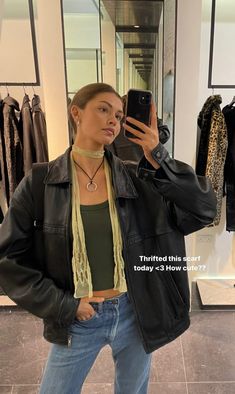 One Shoulder Top Outfit Aesthetic, Nyc Winter Outfits, Mode Ulzzang, Neue Outfits, Looks Street Style, Fall Fits, Hippie Chic, Looks Style, Mode Inspiration