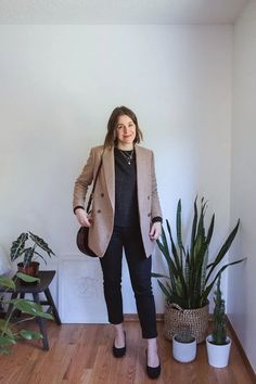 Office Outfits For Ladies, Nice Office, Women Work Outfits, Happy Hour Outfit, Job Interview Outfit, Interview Outfits Women, Winter Office, Weather Outfits, Interview Outfit