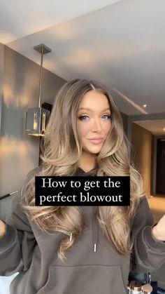 How To Do A Blowout On Long Hair, Blowdry Hairstyles Medium Hair, Center Part Blowout, At Home Blowout Long Hair, How To Hair Blowout, Blowout Thinner Hair, Blowout Brush Hairstyles, Volume Hair Blowout, Blow Dry Hairstyles For Wedding