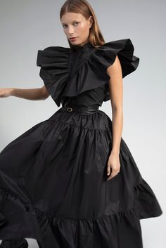 Description Black Top & skirt, Long dress Sleeveless Closed neckline Tafetta Dry Clean Made in Spain SKU 22-47 Taffeta Top, Gala Outfits, Ladylike Dress, Met Gala Outfits, Couture Skirts, Black Fr, Alternative Wedding Dresses, Midi Dress Style, Stylish Blouse Design