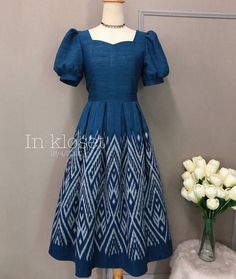 Sambalpuri Frock Design, Froke Design Ideas Cotton, Dress Back Neck Designs Latest, Cotton Long Dress Designs, V Neck Frocks For Women, Sleeves Design For Dresses, Neck Models For Dresses, Linen Frock Design, Sambalpuri Dress Design