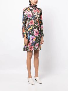 JANE Romeo floral-print Shift Minidress - Farfetch Floral Shift Dress, Shift Dress Black, Printed Shift Dress, Printed Midi Dress, Gray Dress, Floral Print Dress, Black Floral, Day Dresses, Shift Dress