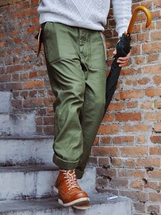 Men's Straight Casual Pants Inspired by OG-107 Fatigue Pants Fatigue Pants Outfit Men, Fatigue Pants, Slub Yarn, British Style Men, Mens Overalls, Shirt Graphics, Denim Wear, Vintage Texture, Man Style