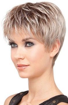 Haircut Styles For Women, Cool Short Hairstyles, Short Hairstyles For Thick Hair, Short Hair Over 60, Very Short Hair, Penteado Cabelo Curto, Haircuts For Fine Hair, Short Hair Haircuts