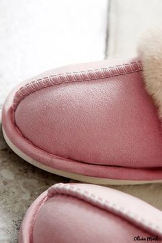 Olivia Mark - Winter Faux Fur Home Slippers with Animal Print Pink Slippers, Comfortable Slippers, Sunglass Chain, Dress Bra, Chic Pink, Rings Jewelry Fashion, Maxi Dress Formal, Swimwear Cover Ups, Suede Material