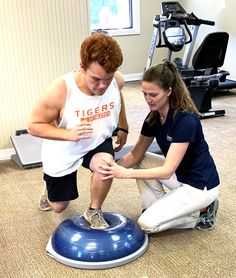 Physical Trainer Aesthetic, Rehabilitation Aesthetic, Physiotherapy Images, Athletic Trainer Aesthetic, Physical Therapy Aesthetic, Physical Therapist Aesthetic, Physiotherapy Aesthetic