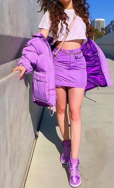 20+Outfit Inspo To Prove Purple Is The New Black | Blog - Sugar&Vapor Outfits Colourful, Outfits Purple, Kristina Webb, Mode Ulzzang, Colorful Outfit, Outfit Combos, Famous Dress, Purple Fits, Mode Chanel