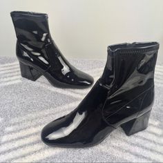 Bershka Pvc Wet Look Dom Goth Block Heel Mod Ankle Boots Women’s Size 9 Full Side Zip Entry New With Tags Condition Black Gothic Ankle Heeled Boots, Black Gothic Ankle-high Heeled Boots, Gothic Boots For Spring Party, Gothic Party Boots For Spring, Gothic Spring Party Boots, Spring Gothic Party Boots, Gothic Ankle Heeled Boots For Party, Gothic Style Ankle Heeled Boots For Party, Bershka Boots