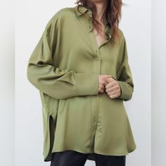 Collared Shirt With Long Drop Sleeves With Cuffs. Side Vents At The Hem And A Button-Up Front. Oversized Button-up Top For Office, Trendy Green Tops With Button Cuffs, Green Button-up Blouse With Button Cuffs, Oversized Blouse With Button Closure, Green Blouse With Button Cuffs For Daywear, Oversized Green Blouse With Buttons, Zara Long Sleeve Office Shirt, Oversized Chic Shirt With Button Cuffs, Chic Oversized Shirt With Button Cuffs