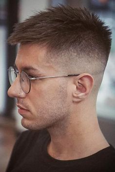 Clipper Cut, Trendy Mens Haircuts, Istoria Artei, Men's Short Hair, Spiky Hair, Mens Fade