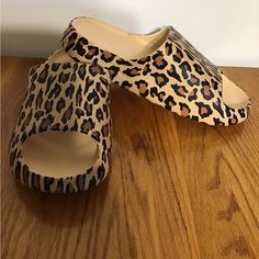 Leopard Cheetah Animal Print Slides Sandals Sz 41/9.5 New. Nwot Pvc Sole Measures 11 Inches Long By 4.75 Inches Wide At Widest Point Smoke Free Thanks For Looking P30 Cheetah Animal, Slides Sandals, Tan Brown, 11 Inches, Women's Shoes Sandals, Shoes Sandals, Slides, Animal Print, Women Shoes