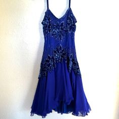 Fancy, Flirty Party Dress Embellished With Beautiful Beads And Floral Sequin Designs. Drop-Waist With Flowy Layered Skirt. Comes With Bonus Shawl With Beaded Edges. Size 6 Silk And Rayon Royal Blue Party Dress, Vintage Party Dress, Vintage Party Dresses, Cobalt Blue Dress, Vintage Party, Layered Skirt, Size 6 Dress, Drop Waist, Fancy Dresses